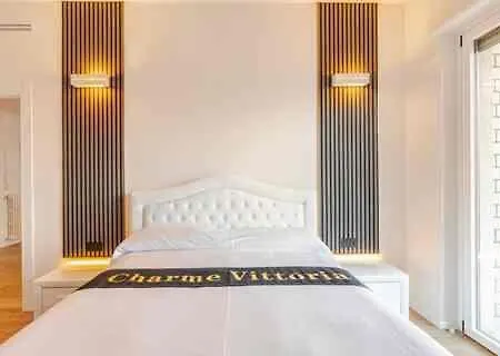 Charm Vittoria *