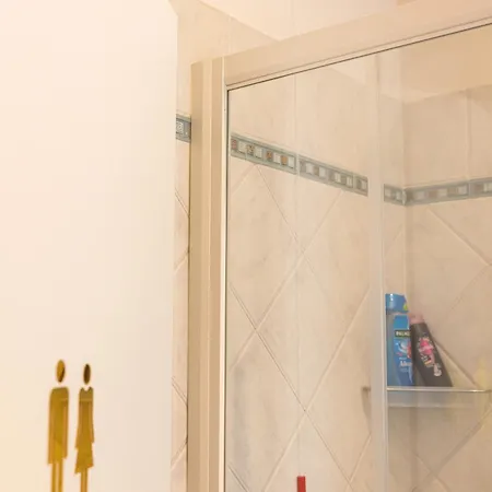 Charme Vittoria Elegante Nel Centro Di Con Ascensore E Aria Condizionata *